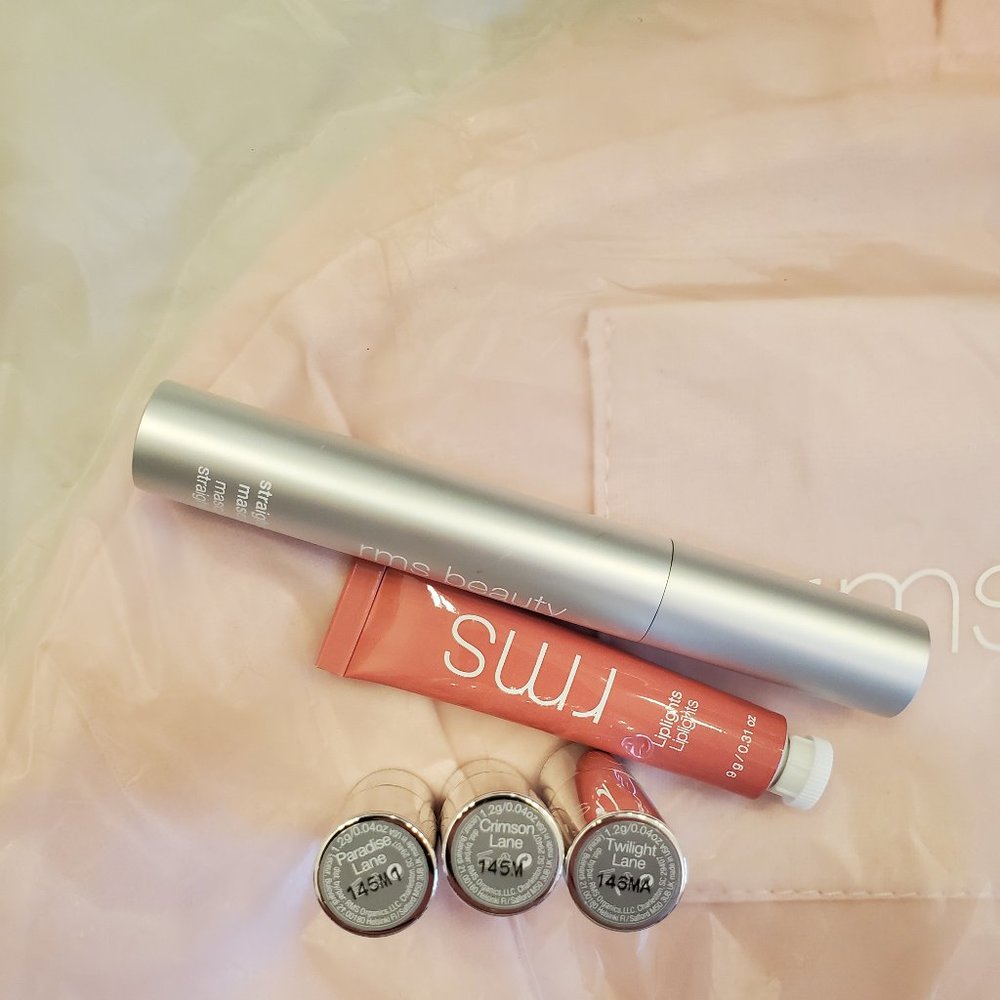 > RMS Beauty makeup set